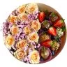 Клубника в шоколаде с розами «Сладкие ночи»