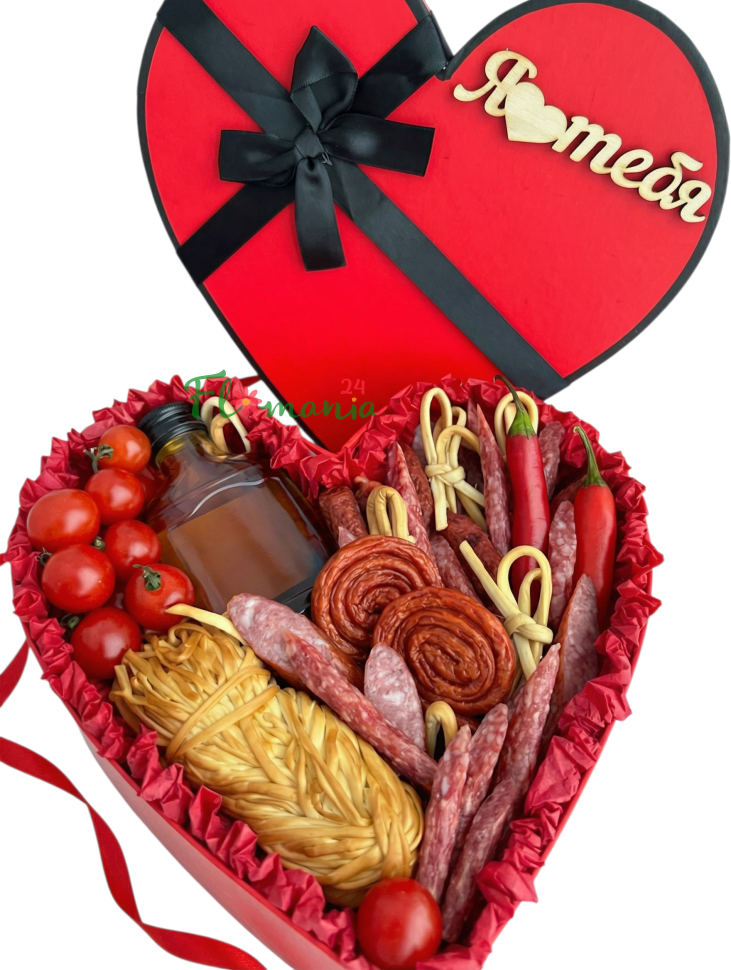 «Острые чувства» с колбасками, сыром и овощами